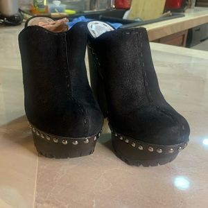 Original Prada Miu Miu shoes News on box